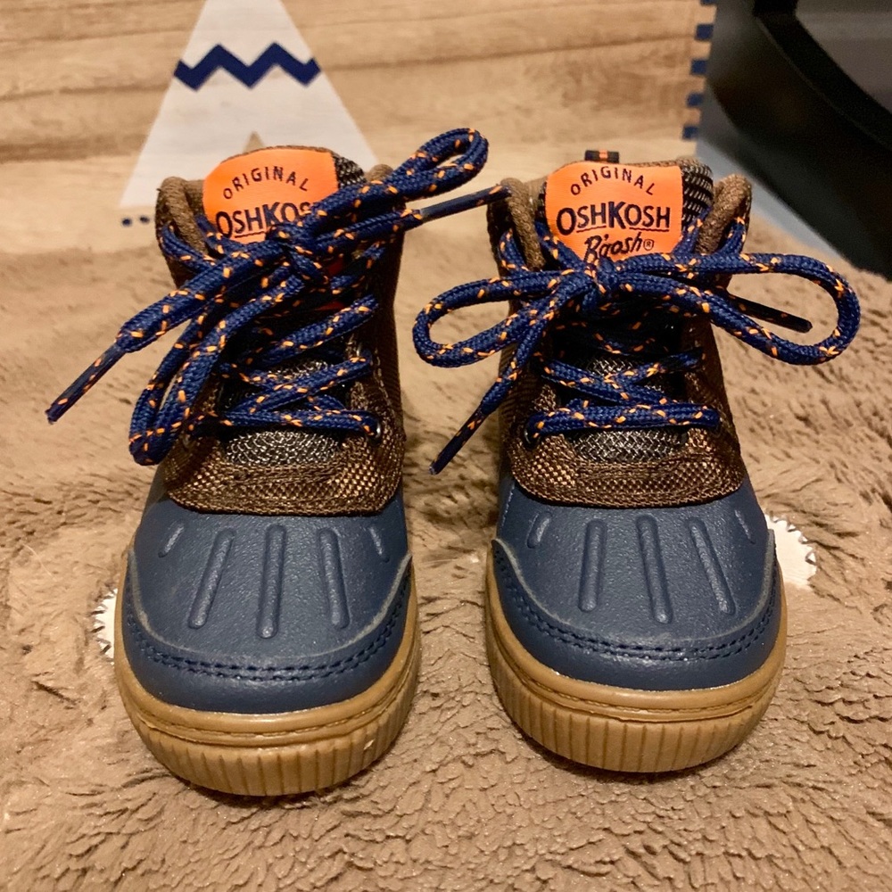 Toddler boys Oshkosh Bgosh Winter Boots